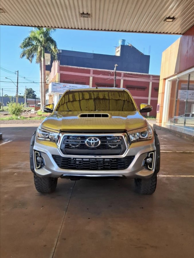 🚙✨ Toyota Hilux 2016 (Frente 2020) ✨🚙