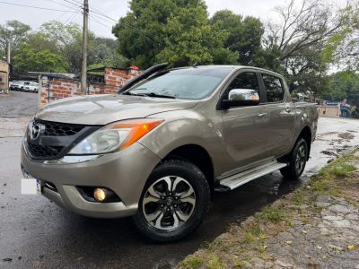 Mazda BT-50 2015 3.2 Diésel Automática 4x4